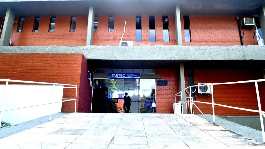 Notícia 8
